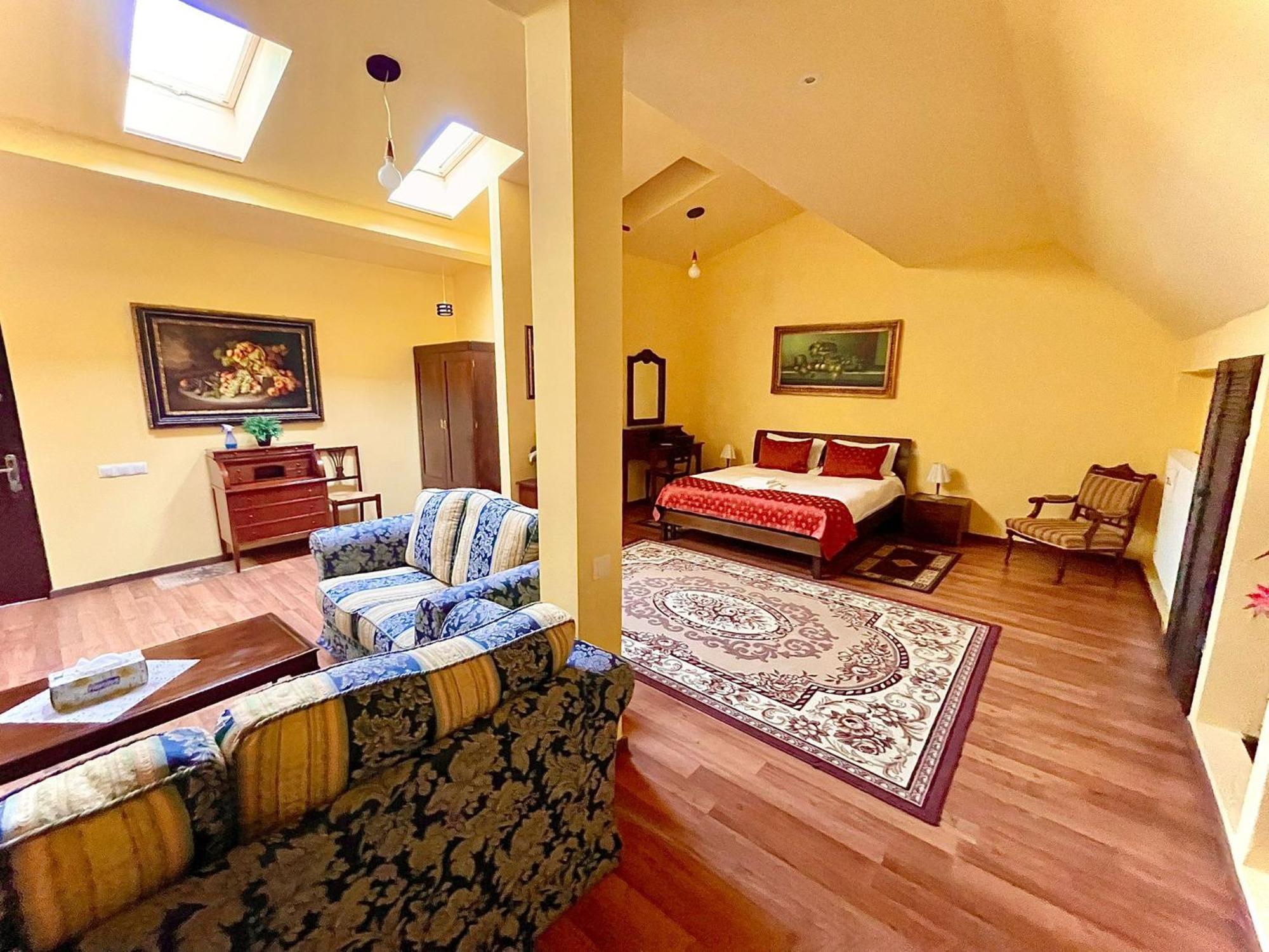 Hotel Casa Republicii à Braşov Extérieur photo
